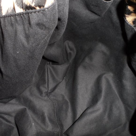 Red Valentino Leopard Print Beige/Black Tote Bag w/Leather Trim - Picture 13 of 16